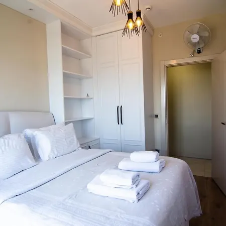 Charming 3bdr For A Memorable *