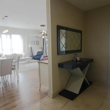 Lejlighed Charming 3bdr For A Memorable